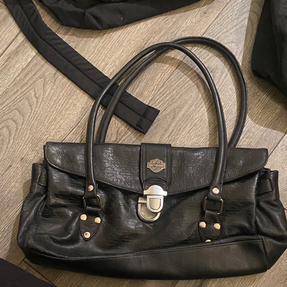 Harley-Davidson Black Faux Leather Shoulder Bag with Silver Hardware